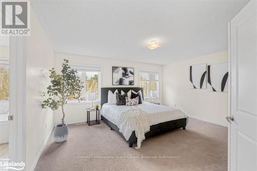 141 Allegra Drive, Wasaga Beach, ON - Indoor Photo Showing Bedroom