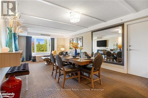 5202/5204 - 9 Harbour Street E, Collingwood, ON - Indoor Photo Showing Dining Room