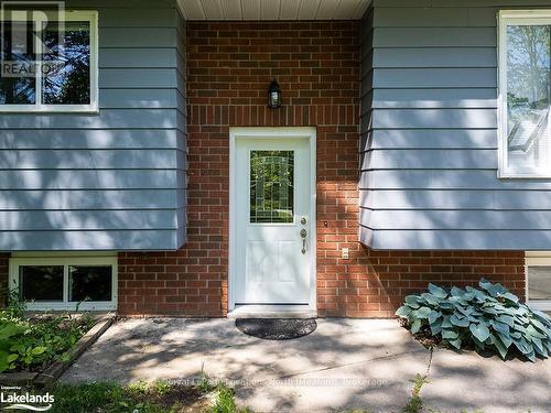 194 Centre Street, Meaford, ON -  With Exterior