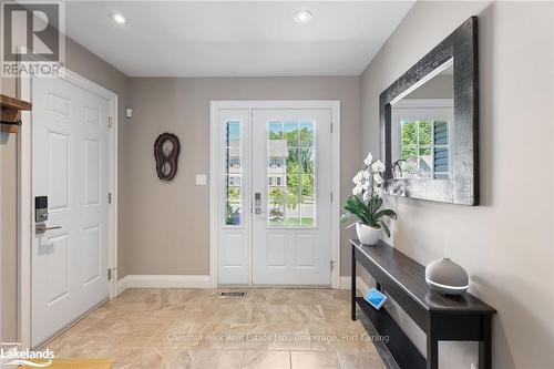 18 Macarthur Drive, Bracebridge (Monck (Bracebridge)), ON - Indoor Photo Showing Other Room