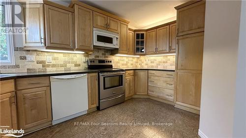 507 Joseph Street, Saugeen Shores, ON - Indoor Photo Showing Kitchen