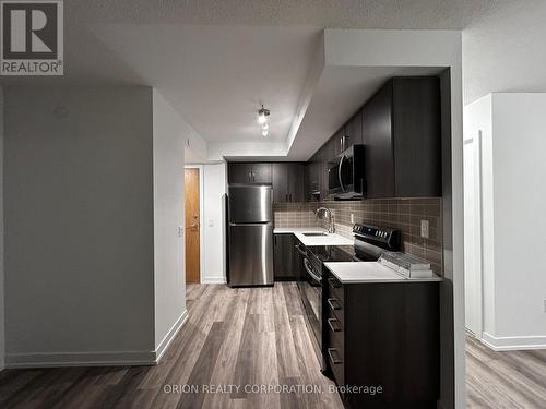 1005 - 1435 Celebration Drive, Pickering, ON - Indoor Photo Showing Kitchen