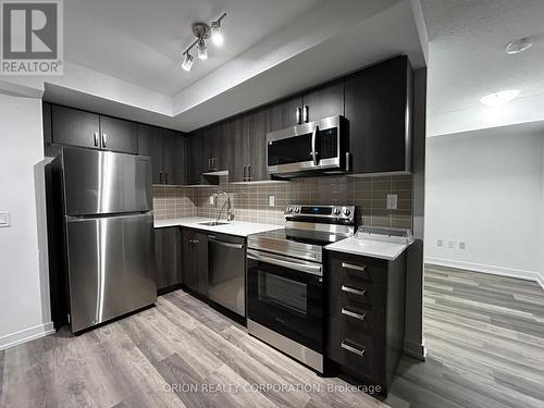 1005 - 1435 Celebration Drive, Pickering, ON - Indoor Photo Showing Kitchen