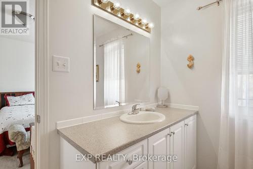 618 Beatrice Drive, Ottawa, ON - Indoor Photo Showing Bathroom