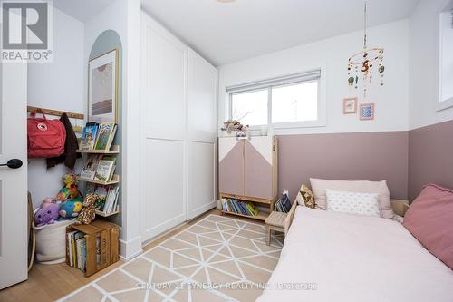 1343 Leaside Avenue N, Ottawa, ON - Indoor Photo Showing Bedroom