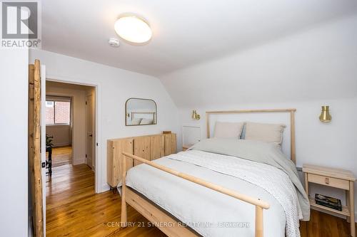 1343 Leaside Avenue N, Ottawa, ON - Indoor Photo Showing Bedroom