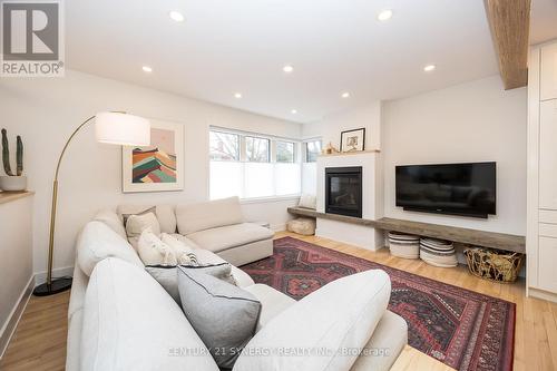 1343 Leaside Avenue N, Ottawa, ON - Indoor Photo Showing Living Room With Fireplace