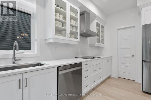 194 Bristol Crescent, North Grenville, ON - Indoor Photo Showing Kitchen