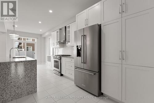 191 Equitation Circle, Ottawa, ON - Indoor Photo Showing Kitchen