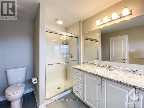 101 Westover Crescent, Ottawa, ON - Indoor Photo Showing Bathroom