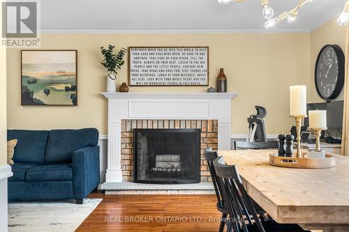 6654 Carolin Court, Ottawa, ON - Indoor Photo Showing Living Room With Fireplace