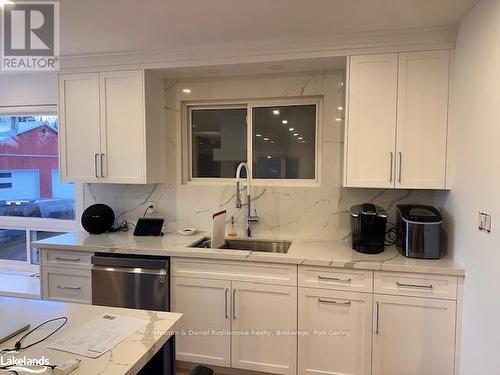 1235 Barkway Road, Gravenhurst (Ryde), ON - Indoor Photo Showing Kitchen