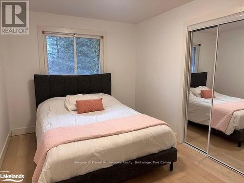 1235 Barkway Road, Gravenhurst (Ryde), ON - Indoor Photo Showing Bedroom