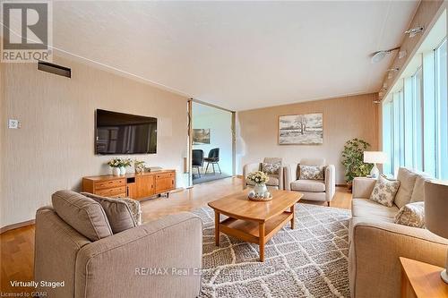 49 First Street W, Woolwich, ON - Indoor Photo Showing Living Room