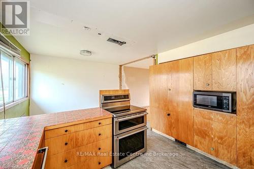 49 First Street W, Woolwich, ON - Indoor Photo Showing Kitchen