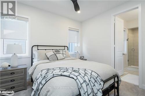 176 Springside Crescent Crescent, Blue Mountains (Blue Mountain Resort Area), ON - Indoor Photo Showing Bedroom