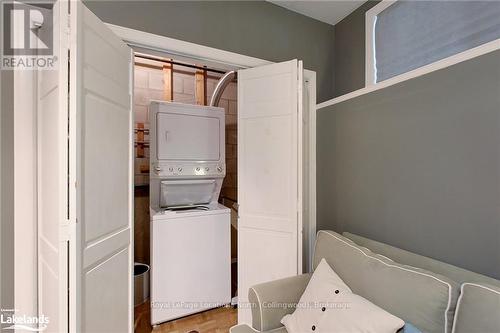 6 Port Road, Collingwood, ON - Indoor Photo Showing Laundry Room