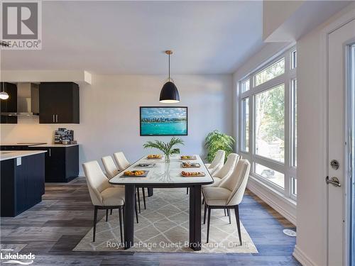 25 Wyn Wood Lane Lane, Orillia, ON - Indoor Photo Showing Dining Room