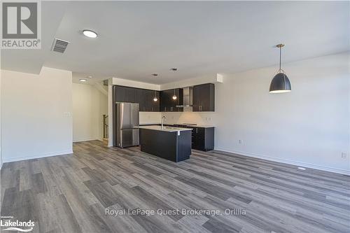 25 Wyn Wood Lane Lane, Orillia, ON - Indoor Photo Showing Kitchen