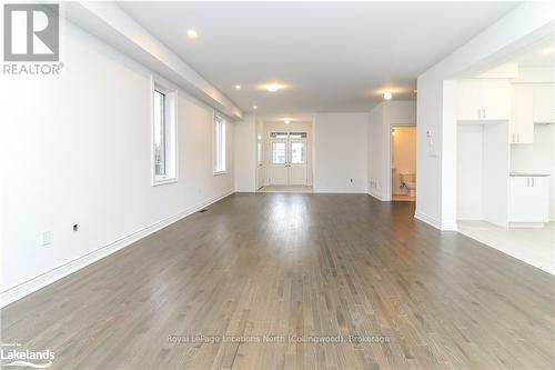 11 Amber Drive, Wasaga Beach, ON - Indoor Photo Showing Other Room