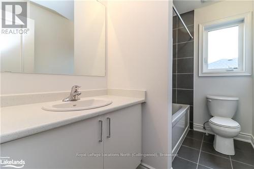 11 Amber Drive, Wasaga Beach, ON - Indoor Photo Showing Bathroom