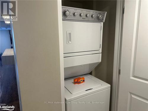 5116 - 9 Harbour Street E, Collingwood, ON - Indoor Photo Showing Laundry Room