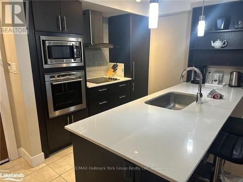 5116 - 9 Harbour Street E, Collingwood, ON - Indoor Photo Showing Kitchen With Upgraded Kitchen