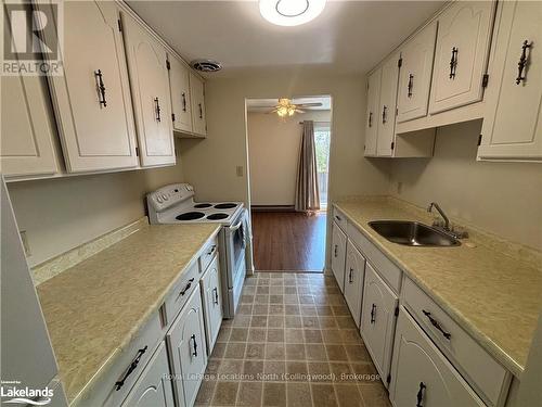 304 - 184 Eighth Street, Collingwood, ON - Indoor Photo Showing Kitchen