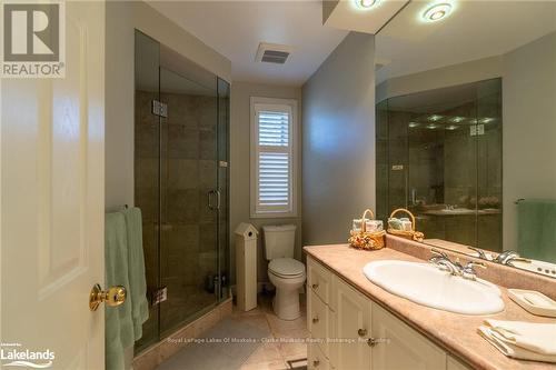 2612 Baguley Road, Severn (Port Severn), ON - Indoor Photo Showing Bathroom