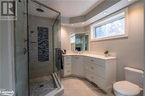 2612 Baguley Road, Severn (Port Severn), ON - Indoor Photo Showing Bathroom