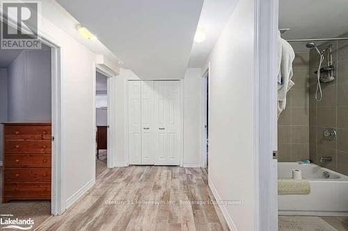 96 Lockhart Road, Collingwood, ON - Indoor Photo Showing Laundry Room