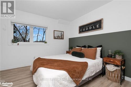 201 - 112 Simcoe Road, Bradford West Gwillimbury (Bradford), ON - Indoor Photo Showing Bedroom