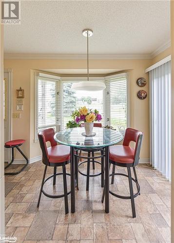 101 - 10 Museum Drive, Orillia, ON - Indoor Photo Showing Dining Room