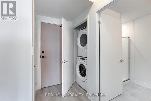 613 - 1440 Clarriage Court, Milton, ON - Indoor Photo Showing Laundry Room