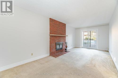 1332 Quinpool Court, Mississauga, ON - Indoor With Fireplace