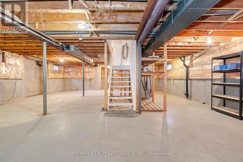 1332 Quinpool Court, Mississauga, ON - Indoor Photo Showing Basement