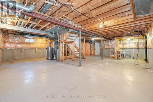 1332 Quinpool Court, Mississauga, ON - Indoor Photo Showing Basement