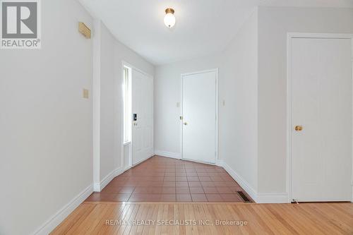 1332 Quinpool Court, Mississauga, ON - Indoor Photo Showing Other Room