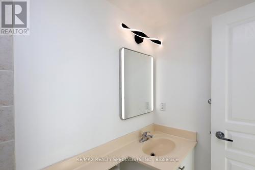 3107 - 3939 Duke Of York Boulevard, Mississauga, ON - Indoor Photo Showing Bathroom