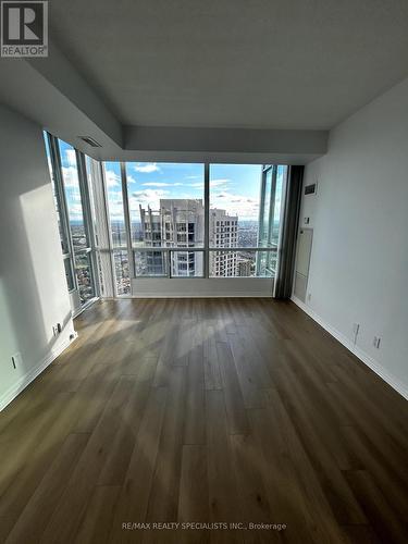 3107 - 3939 Duke Of York Boulevard, Mississauga, ON - Indoor Photo Showing Living Room