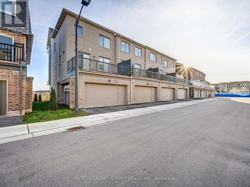 12 - 3256 Charles Fay, Oakville, ON - Outdoor