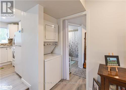 4693 Daniel Street, Ramara (Atherley), ON - Indoor Photo Showing Laundry Room