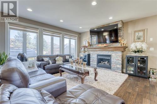 374 Evergreen Drive, Lakeshore, ON - Indoor Photo Showing Living Room With Fireplace