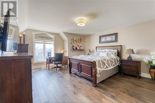 374 Evergreen Drive, Lakeshore, ON - Indoor Photo Showing Bedroom