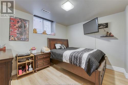 374 Evergreen Drive, Lakeshore, ON - Indoor Photo Showing Bedroom