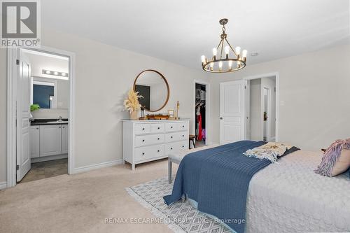 7 Savage Drive, Hamilton, ON - Indoor Photo Showing Bedroom