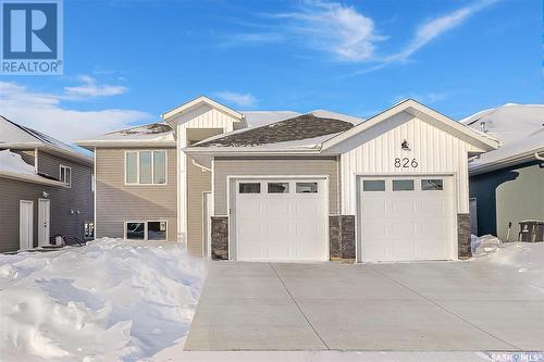 826 Weir Crescent, Warman, SK - Outdoor