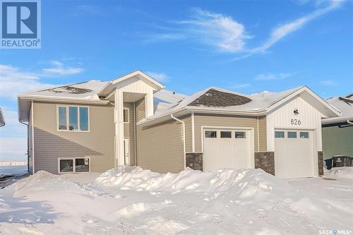 826 Weir Crescent, Warman, SK - Outdoor With Facade