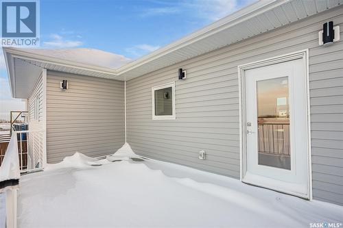 826 Weir Crescent, Warman, SK - Outdoor With Exterior