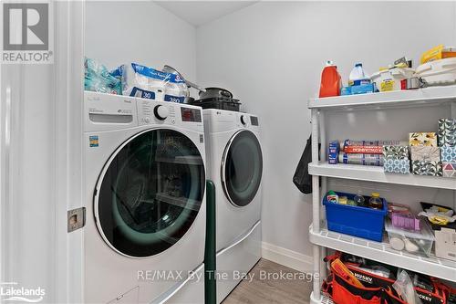 88 Henry Street, Barrie (Queen'S Park), ON - Indoor Photo Showing Laundry Room